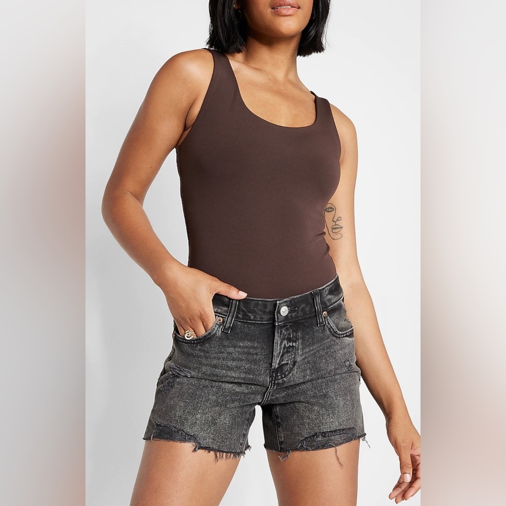 EXPRESS Low Rise Covered Button Fly Black Boyfriend Jean Shorts Size 14